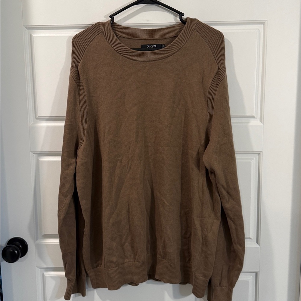 Cuts clothing sweater large